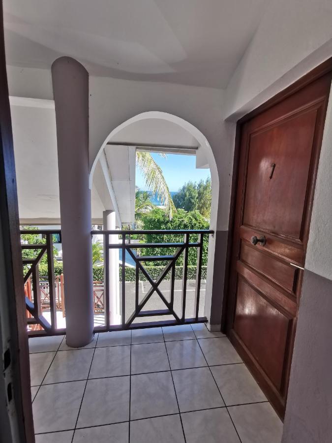 Cassiopee Apartment Saint-Gilles Les Bains Exterior photo
