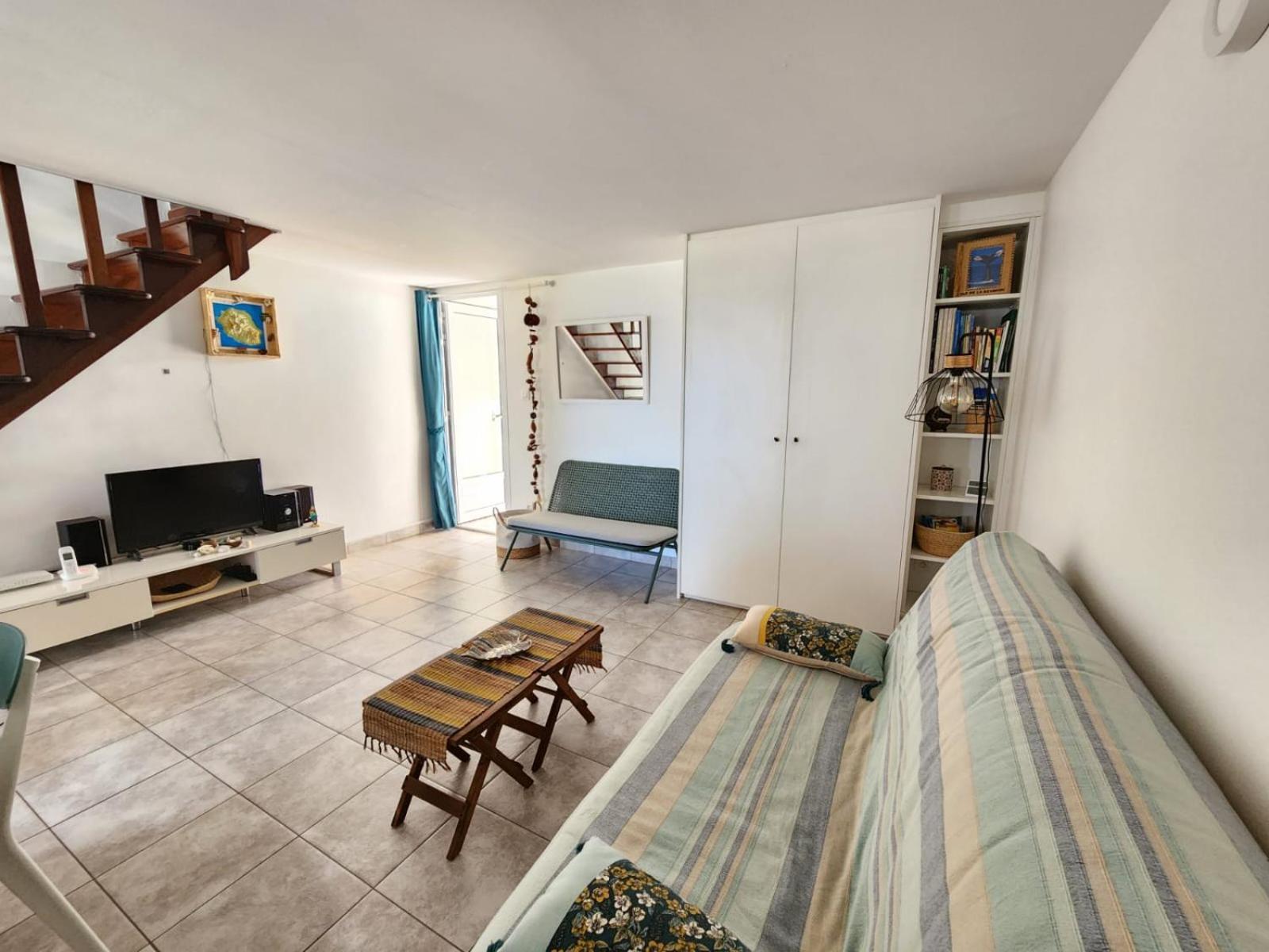 Cassiopee Apartment Saint-Gilles Les Bains Exterior photo
